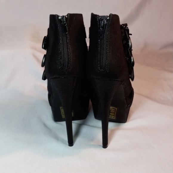 Beau & Ashe  Booties - Picture 6 of 6